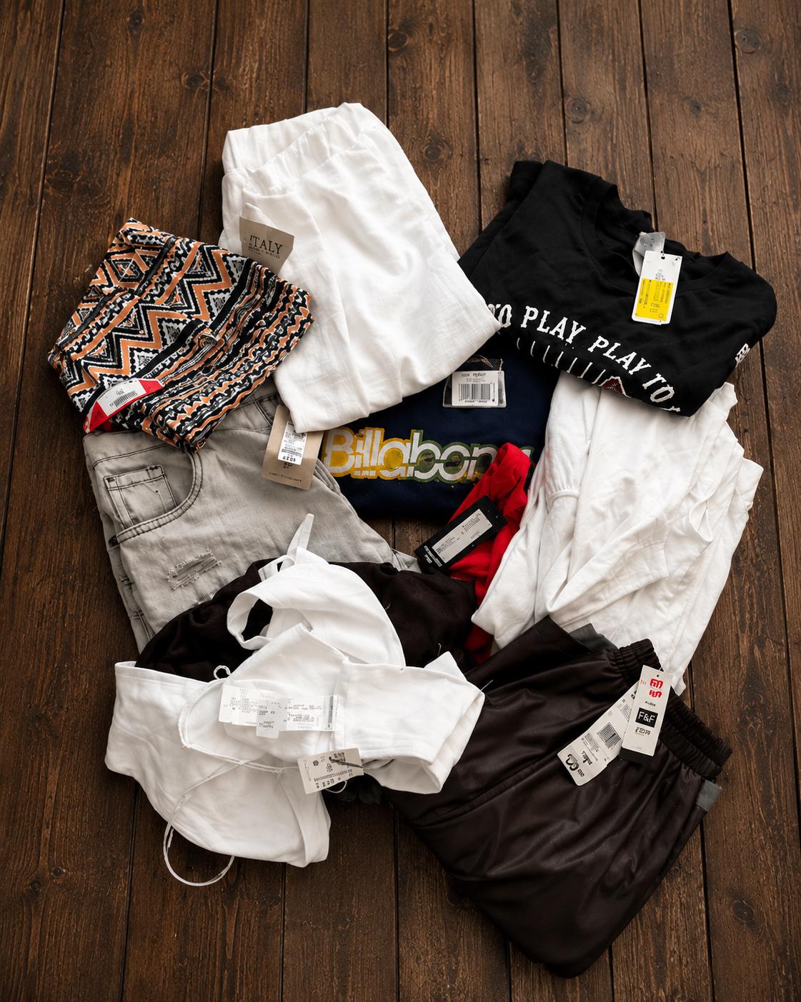New With Tags Clothing Wholesale 5kg Bundle | Mixed Brands Men's & Women's Clothing